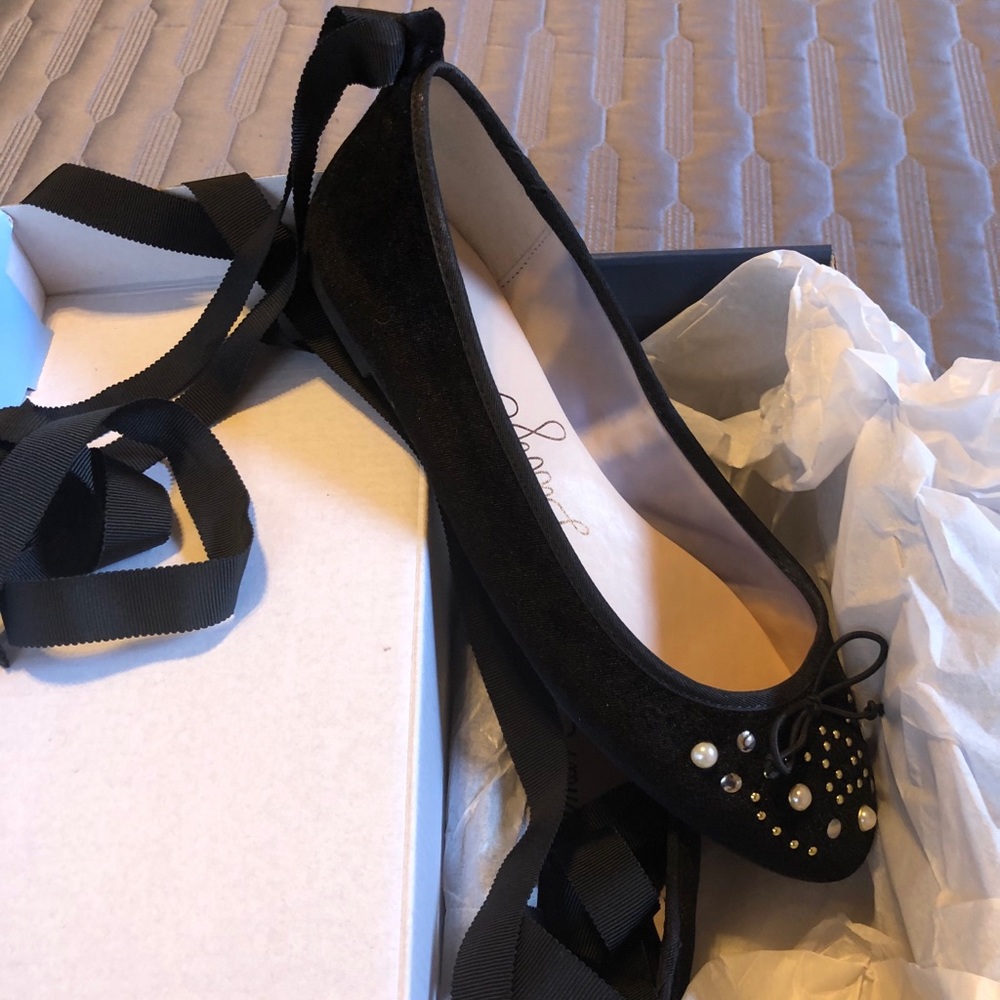 Lace Up Ballet Flats!